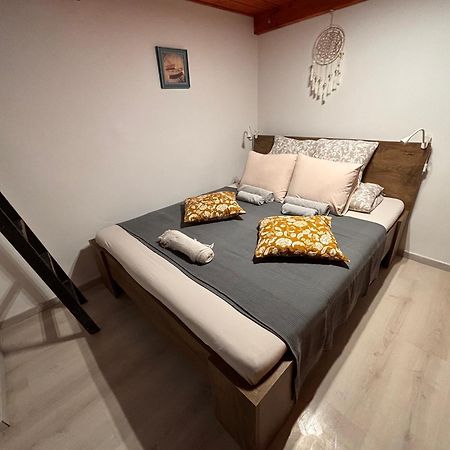 Goldcentral Apartment Danube ブダペスト エクステリア 写真