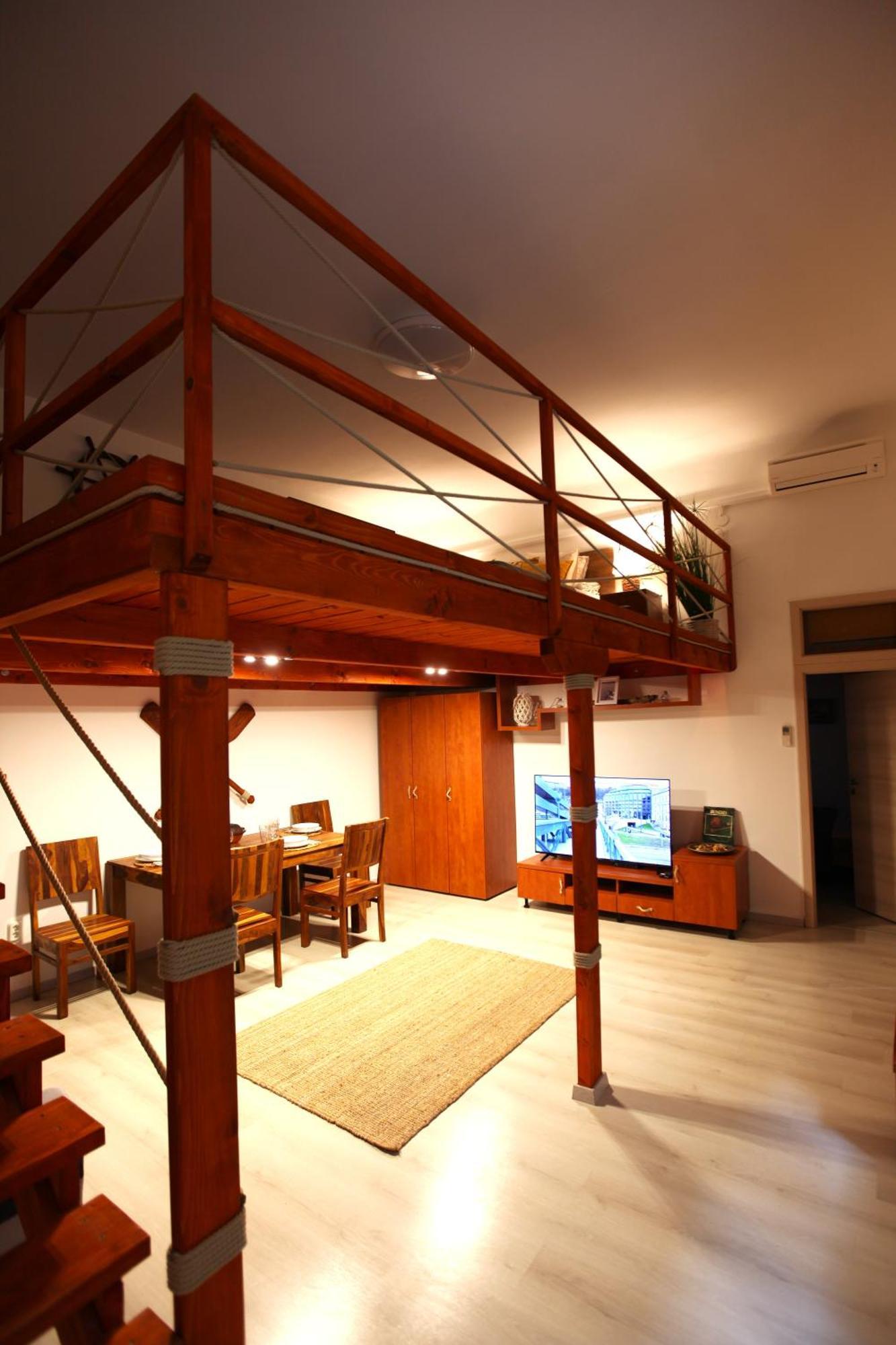 Goldcentral Apartment Danube ブダペスト エクステリア 写真