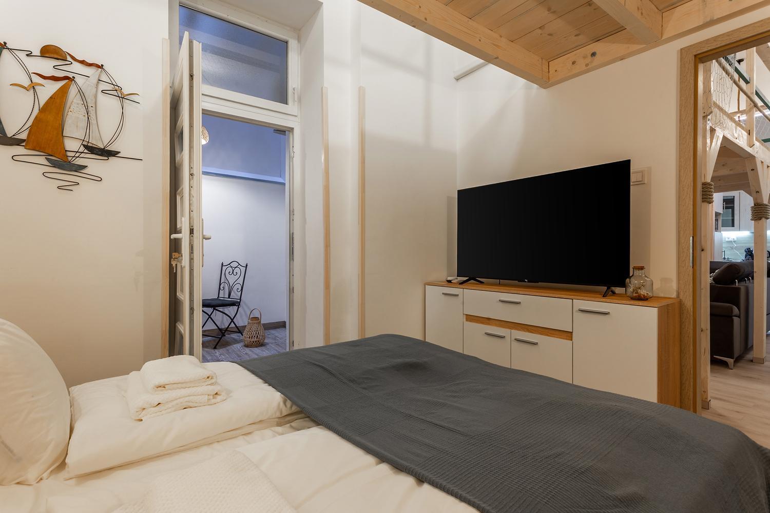 Goldcentral Apartment Danube ブダペスト エクステリア 写真